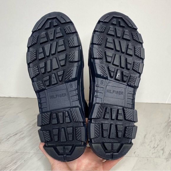 New! Tommy Hilfiger Candid Rain Boot 8 - Picture 10 of 11